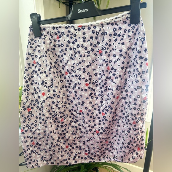 Sunday Best Purple and Red Floral A-Line Skirt - Picture 2 of 4